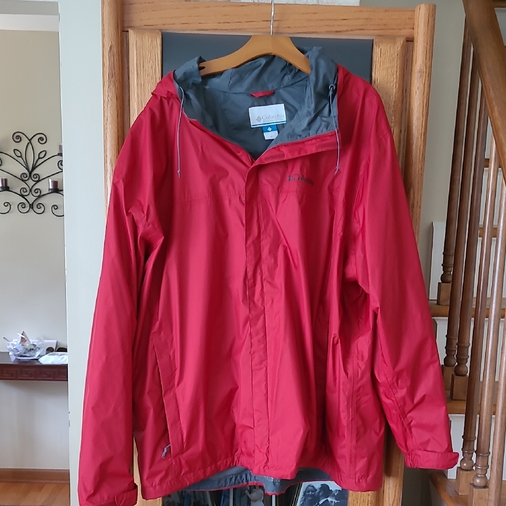Columbia Vibrant Red Outdoor Jacket